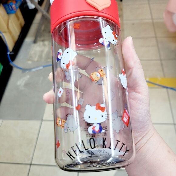 Brand New Hello Kitty Water Bottle Size: 500ml - Picture 3 of 6